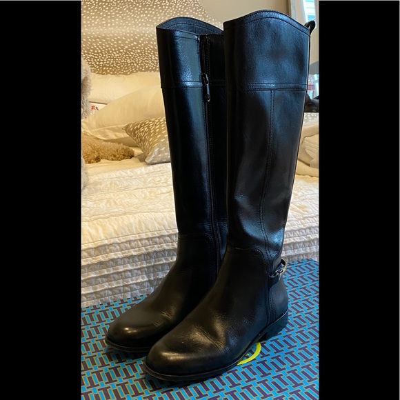 Tory Burch Riding Boots size 5.5 - Picture 1 of 3